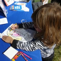 Child coloring in Jane